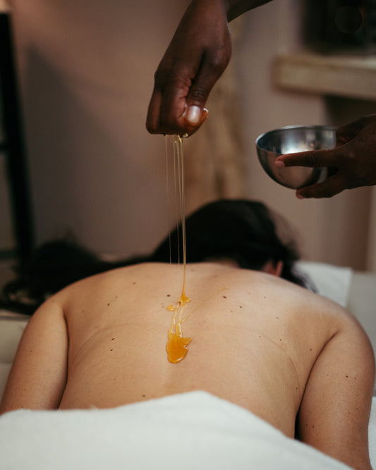 Honig-Peeling-Massage